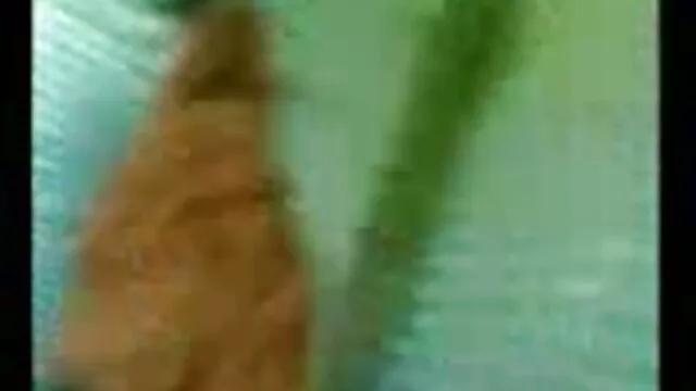 حركة الثدي متوسطة الحجم مع تشارلز بيلا من مشاهده افلام جنسيه مترجمه بانغ المثير!