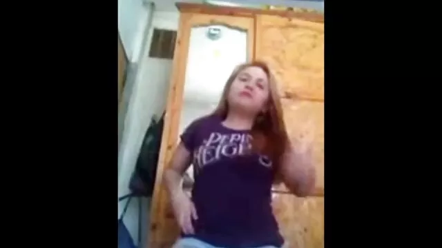 راعية البقر مشاهد جنسيه ممنوعه من العرض تمارس الجنس مع Hot Kyra من Unmoral Live