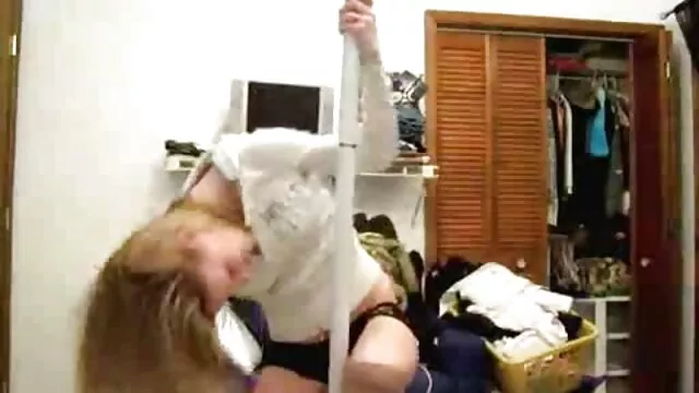 Dogstyle الإباحية مع قرنية ماريكا شانيل من فيديوهات افلام جنسيه القطاع الخاص