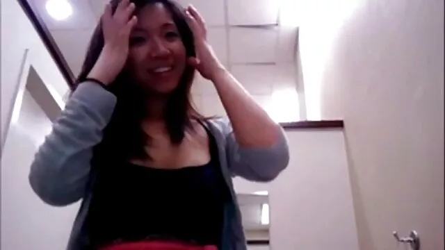 في مشهد الأريكة مع افلام جنسىة Mackenzie Moss من Bretty Sis