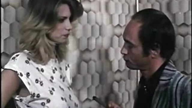 فيلم حلق رائع مع Cherry افلام اجنبية جنسية Devil من Naughty America